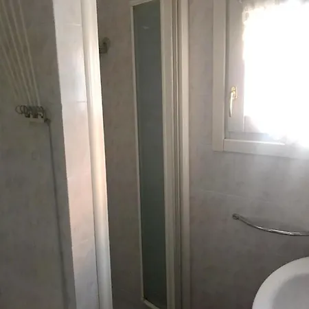 Via Spippola Apartamento